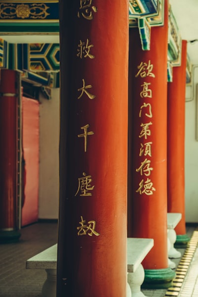 以炙热之心担文化使命——游本昌入党背后的文艺精神与时代命题