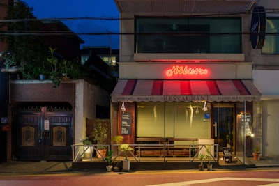 Authenticity for Who? The Ugly Truth Behind Sarasota’s Thai Restaurant Fetish