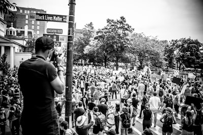 Christopher Street Day: Von der Solidaritäts-Show zum politischen Ablasshandel