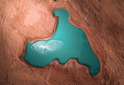 Kati Thanda–Lake Eyre: Australia's Largest Salt Lake