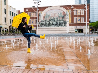 Songs in the Rain: How Weather Shapes Nashville’s Music (and Mood)
