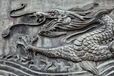 特朗普的“大而美”法案:美国能源战略的自我伤害与中国的意外受益