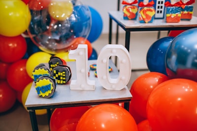 青春心向党:高校师生庆祝建党104周年的意义与思考
