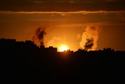 Gaza Ceasefire Talks: Fragile Hopes Amid Ongoing Tragedy